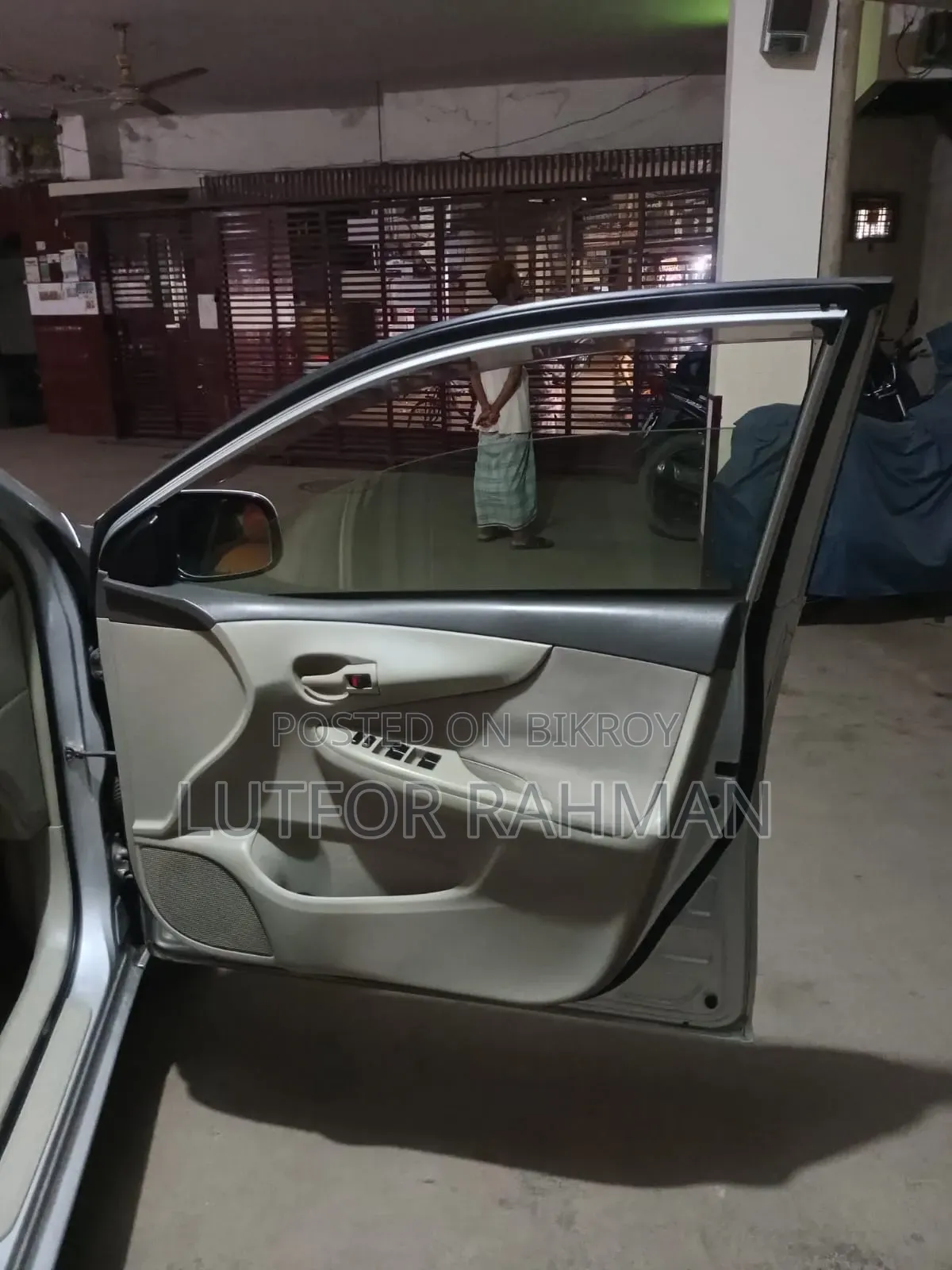 Toyota Axio 2011 Silver