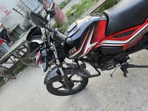 টিভিএস মেট্রো প্লাস ২০১৮ লাল
