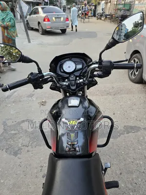 টিভিএস মেট্রো প্লাস ২০১৮ লাল