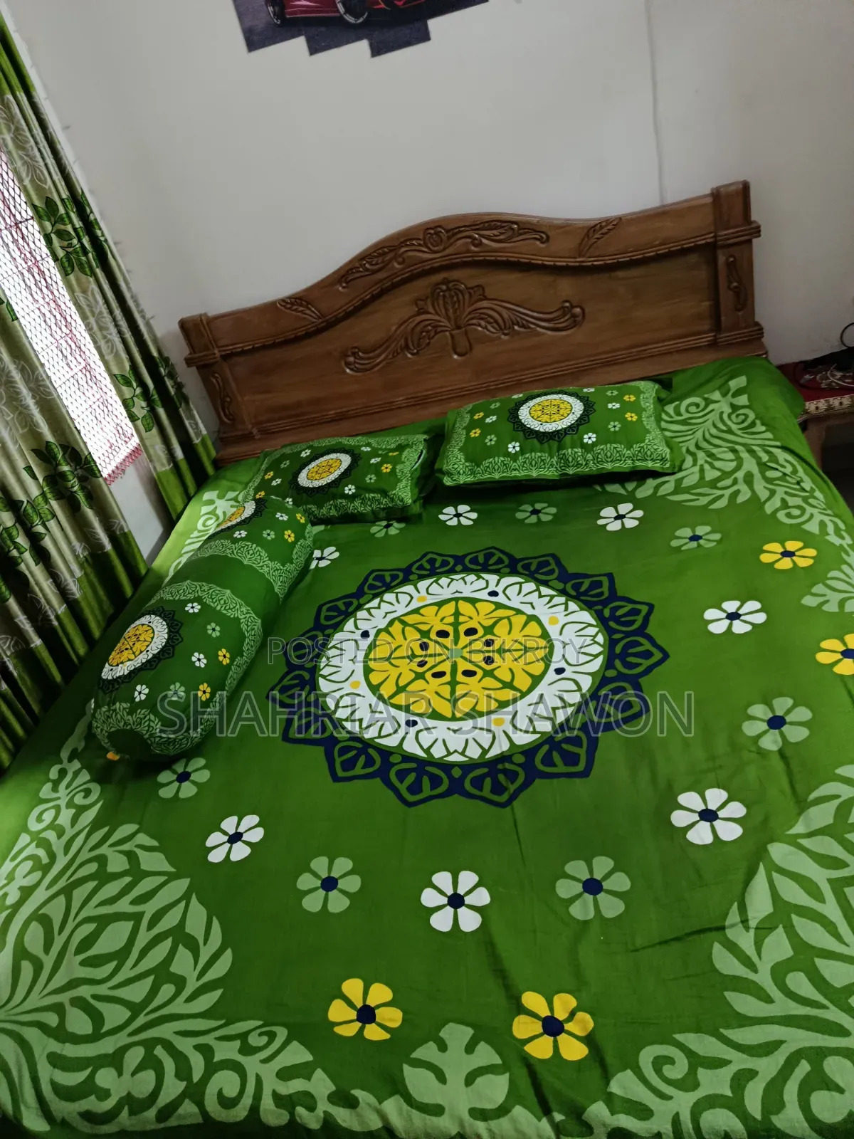 6/7 Feet King Size Bed (Teak Wood)