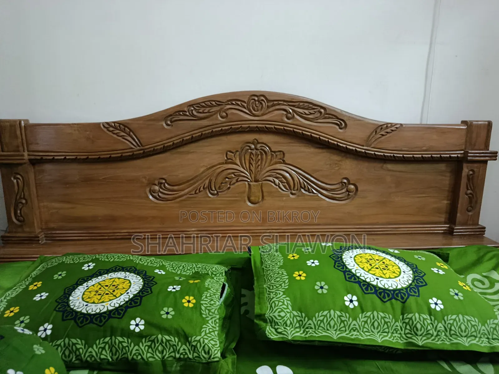 6/7 Feet King Size Bed (Teak Wood)