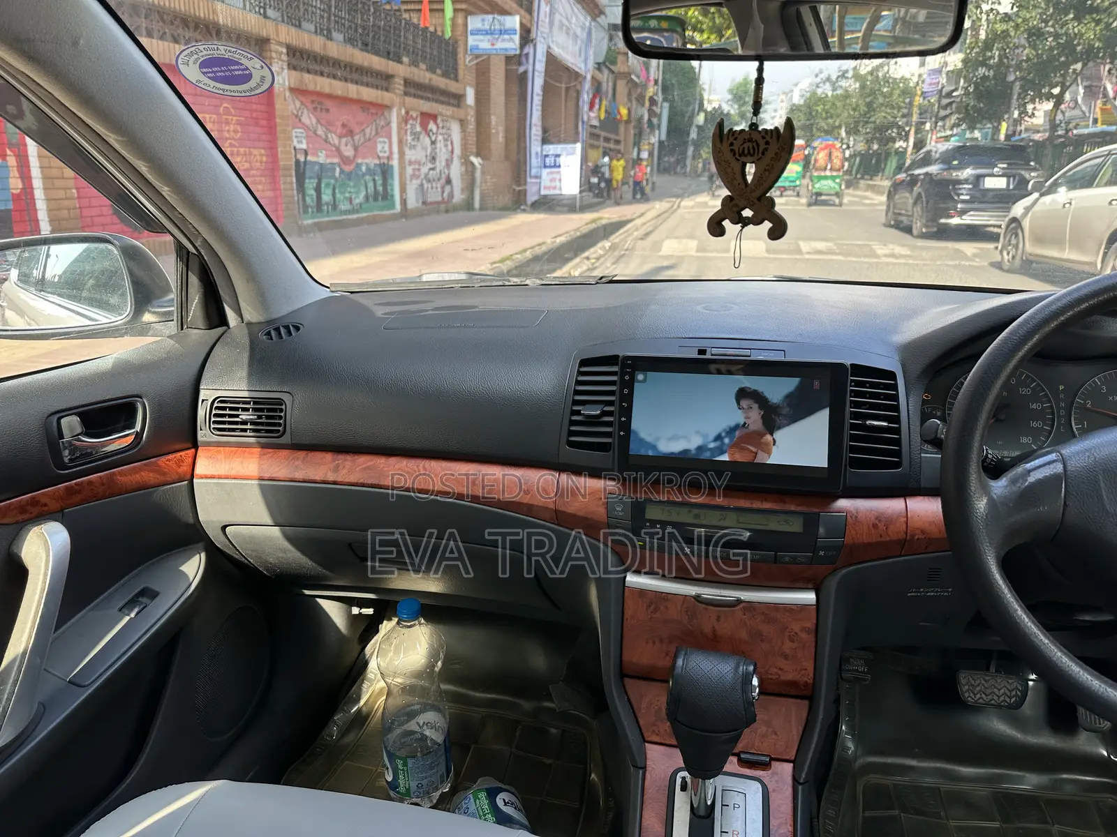টয়োটা অ্যালিওন ২০০৫ সাদা