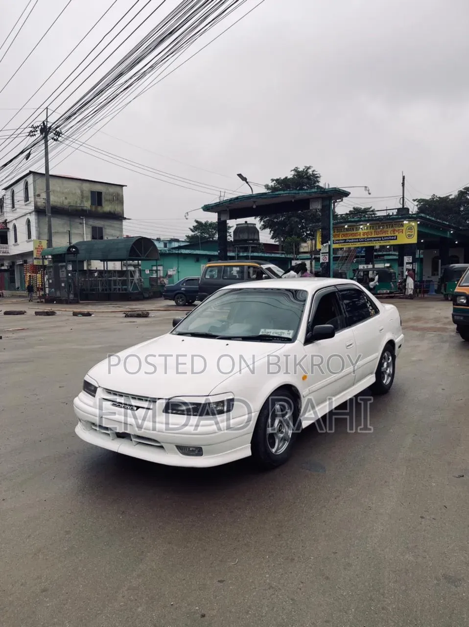 টয়োটা করোল্লা ১৯৯৭ হোয়াইট