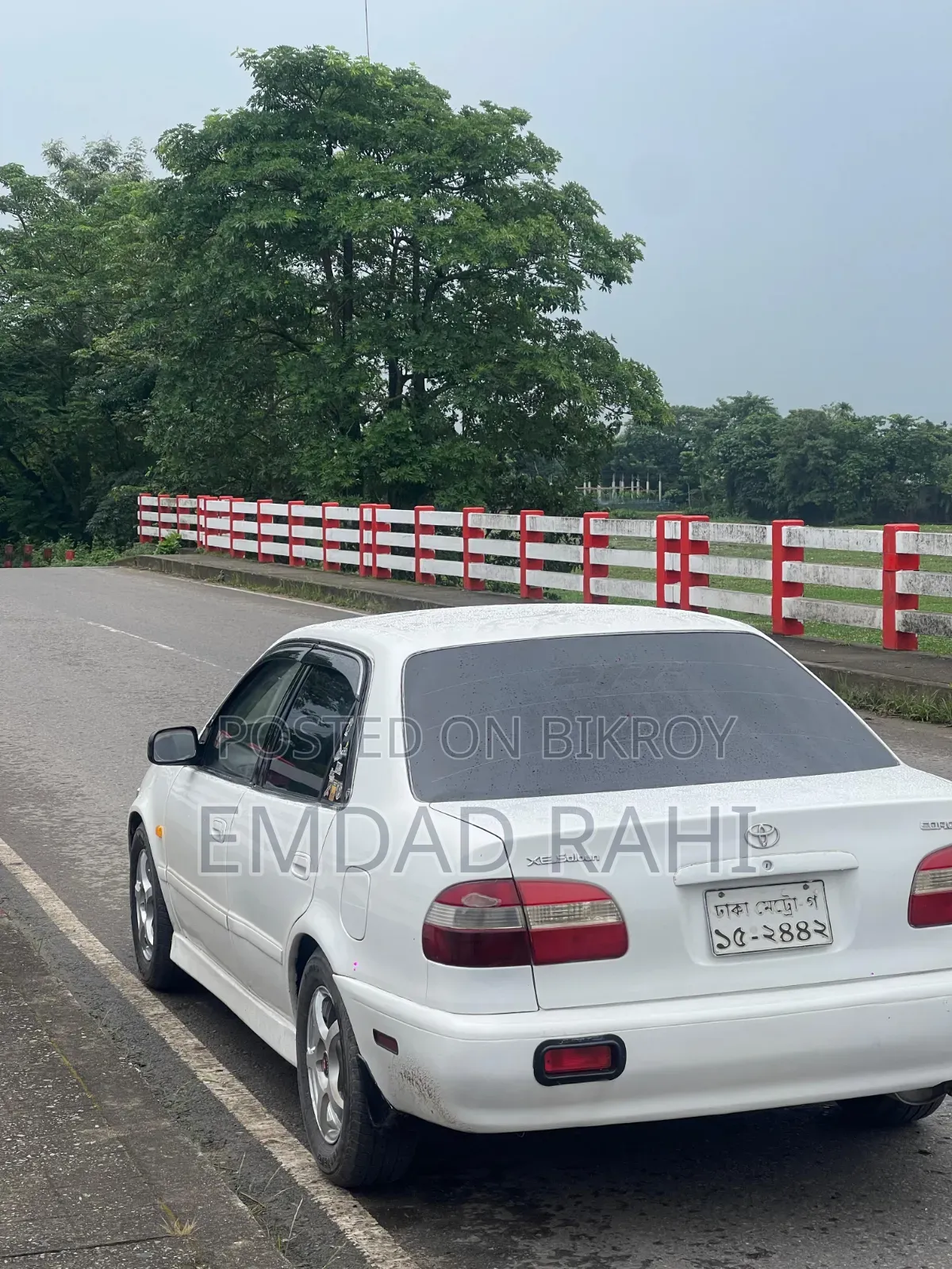 টয়োটা করোল্লা ১৯৯৭ হোয়াইট