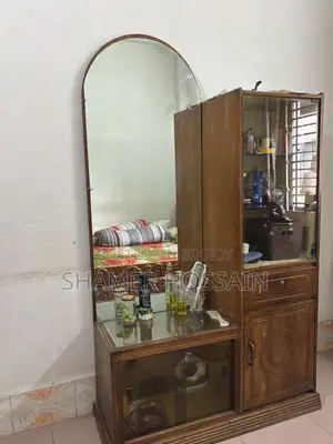 কাঠের ড্রেসিং টেবিল ও শোকেস বিক্রি