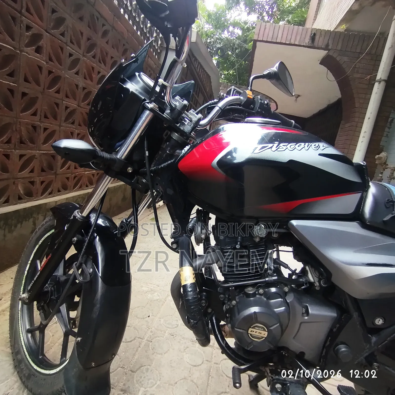 Bajaj Discover 125 2020 Black