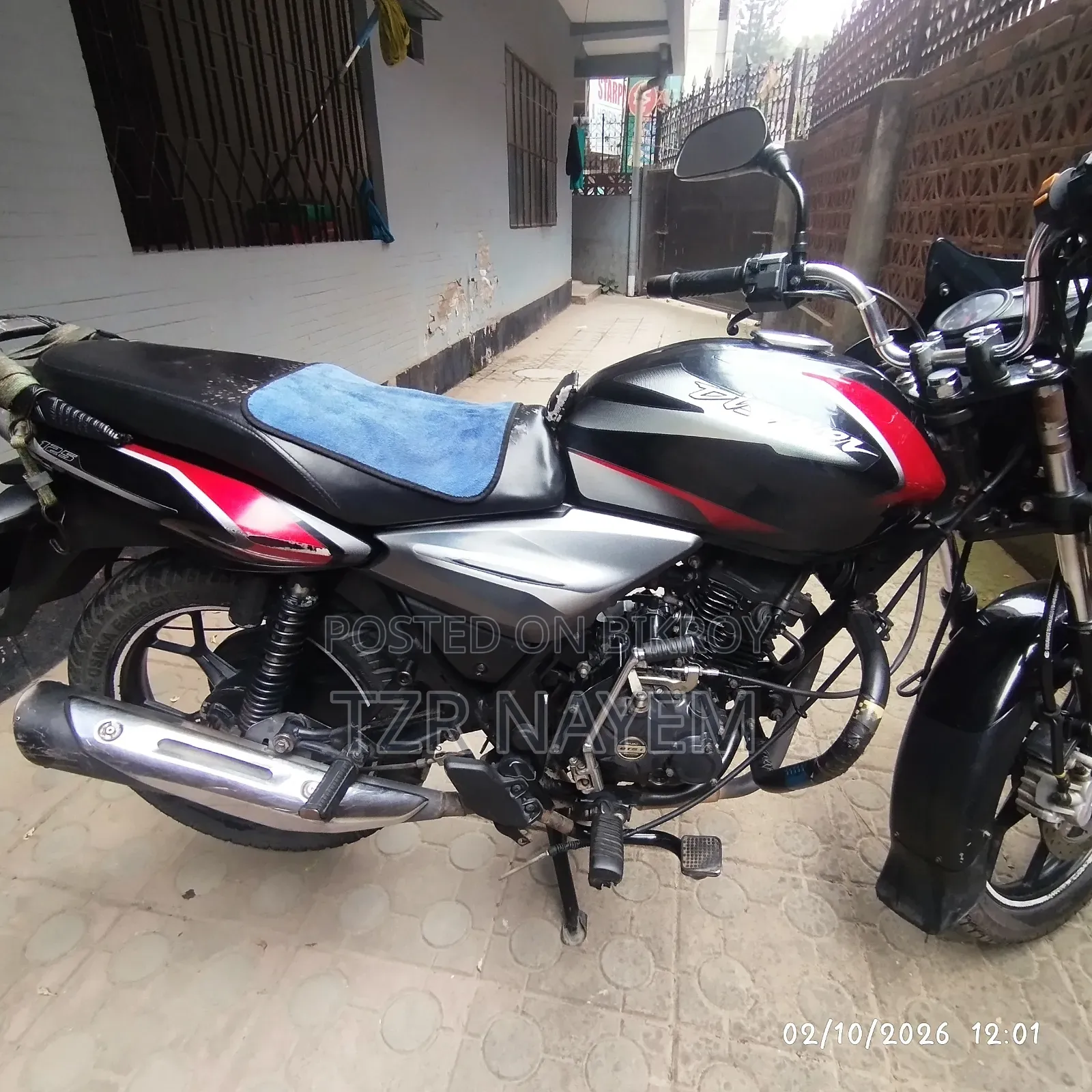 Bajaj Discover 125 2020 Black
