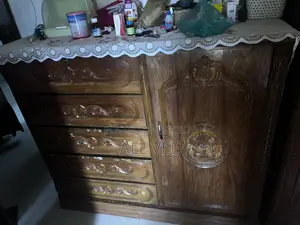 সেগুন কাঠের ওয়ারড্রোব