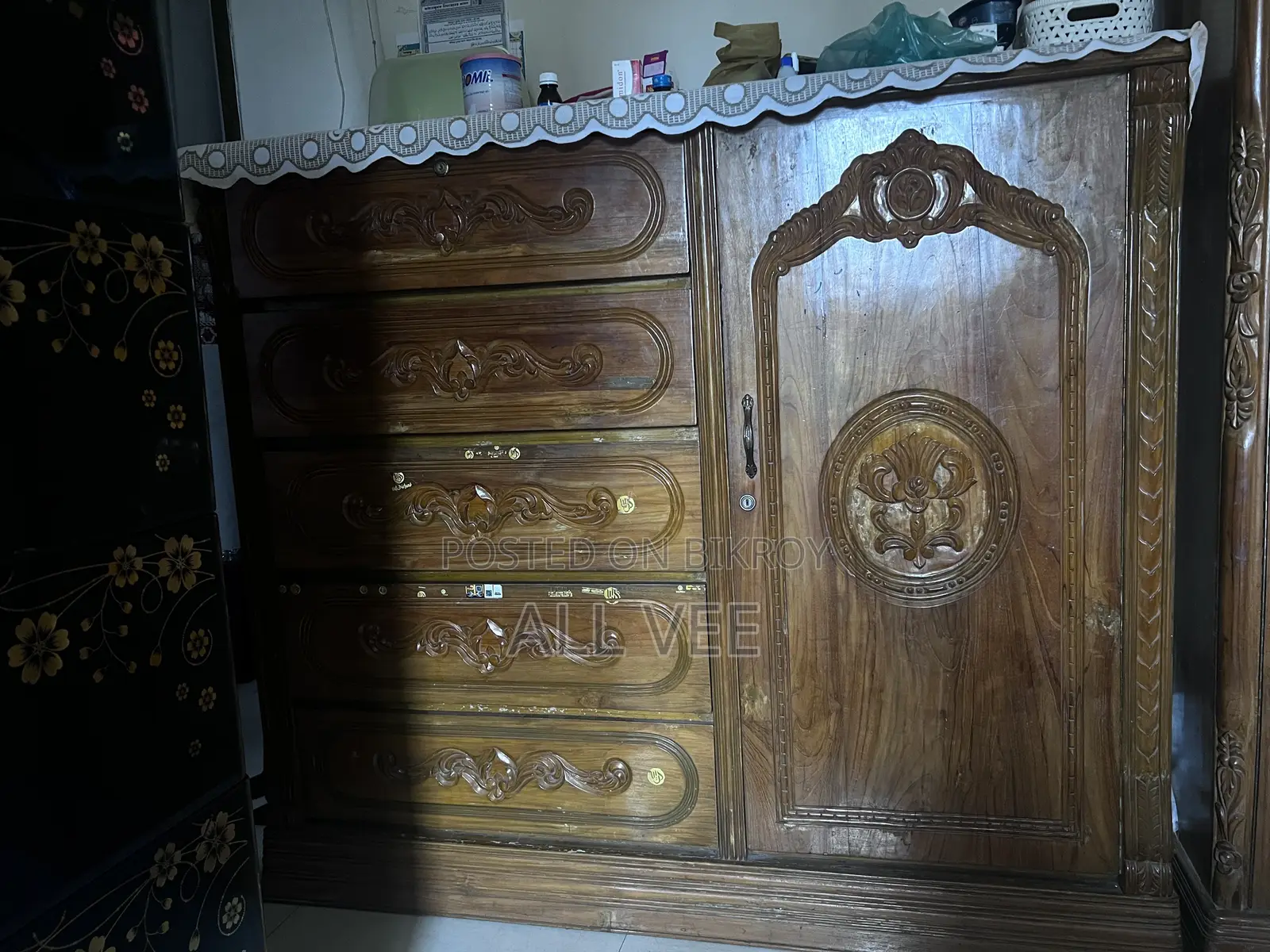 সেগুন কাঠের ওয়ারড্রোব