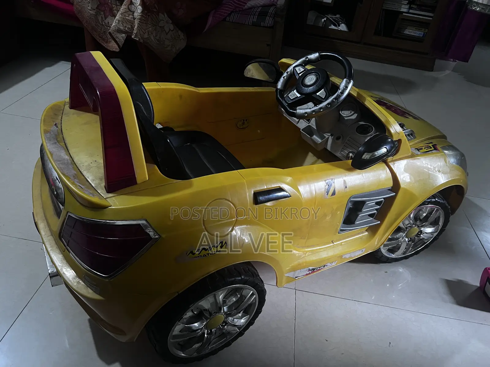 ইলেকট্রিক বেবি কার