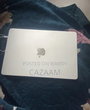 Laptop Apple MacBook Air 2022 M2 16GB Apple M2 SSD 256GB