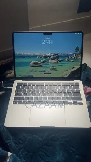 Laptop Apple MacBook Air 2022 M2 16GB Apple M2 SSD 256GB