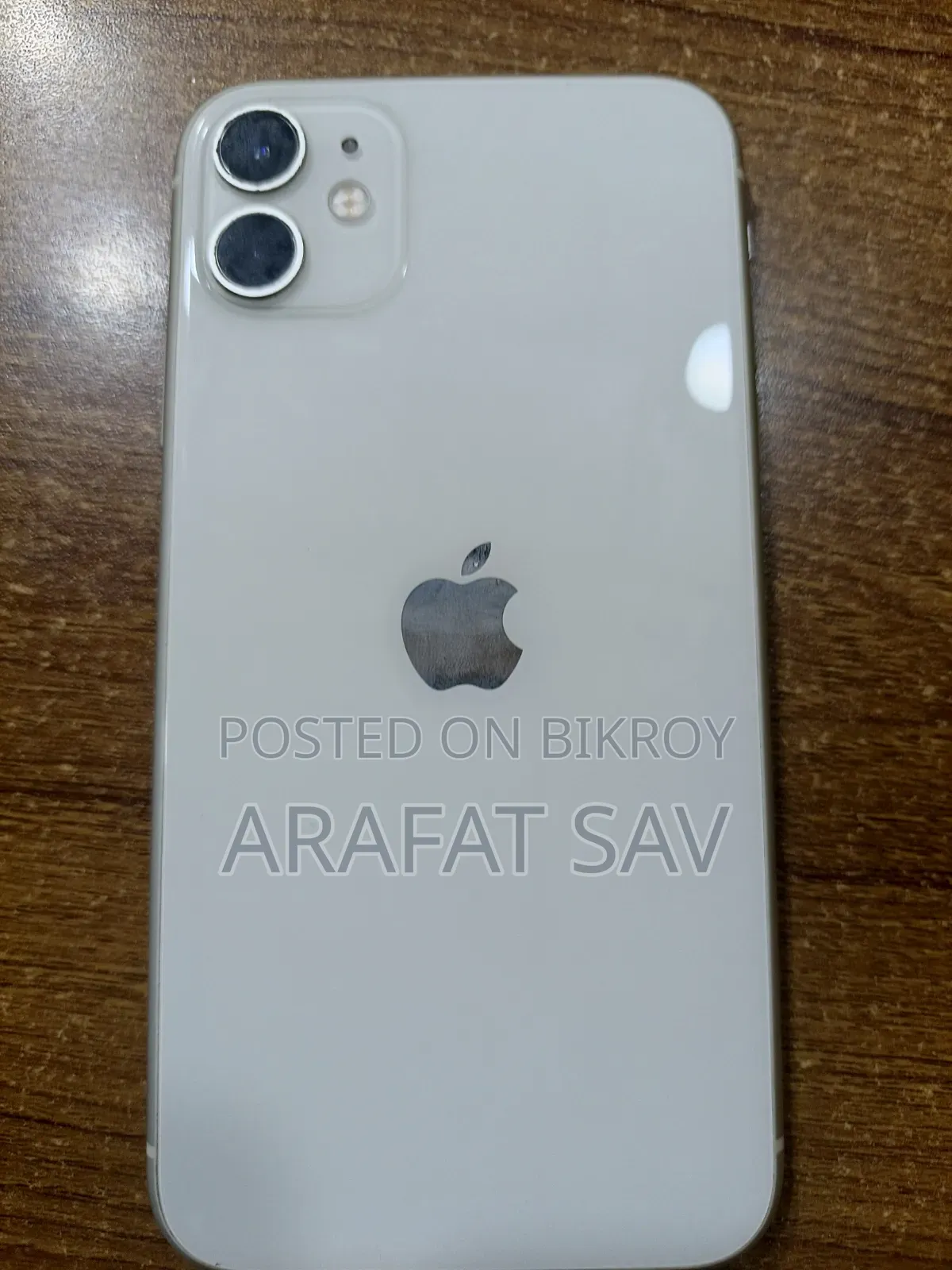 অ্যাপল আইফোন ১১ ১২৮ জিবি হোয়াইট