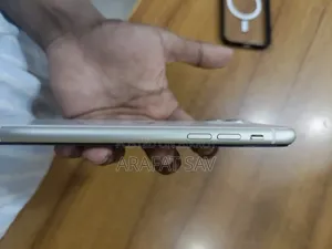 অ্যাপল আইফোন ১১ ১২৮ জিবি হোয়াইট
