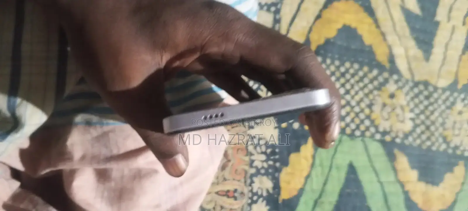 ভিভো ওয়াই১৯এস প্রো ১২৮ জিবি গোল্ড