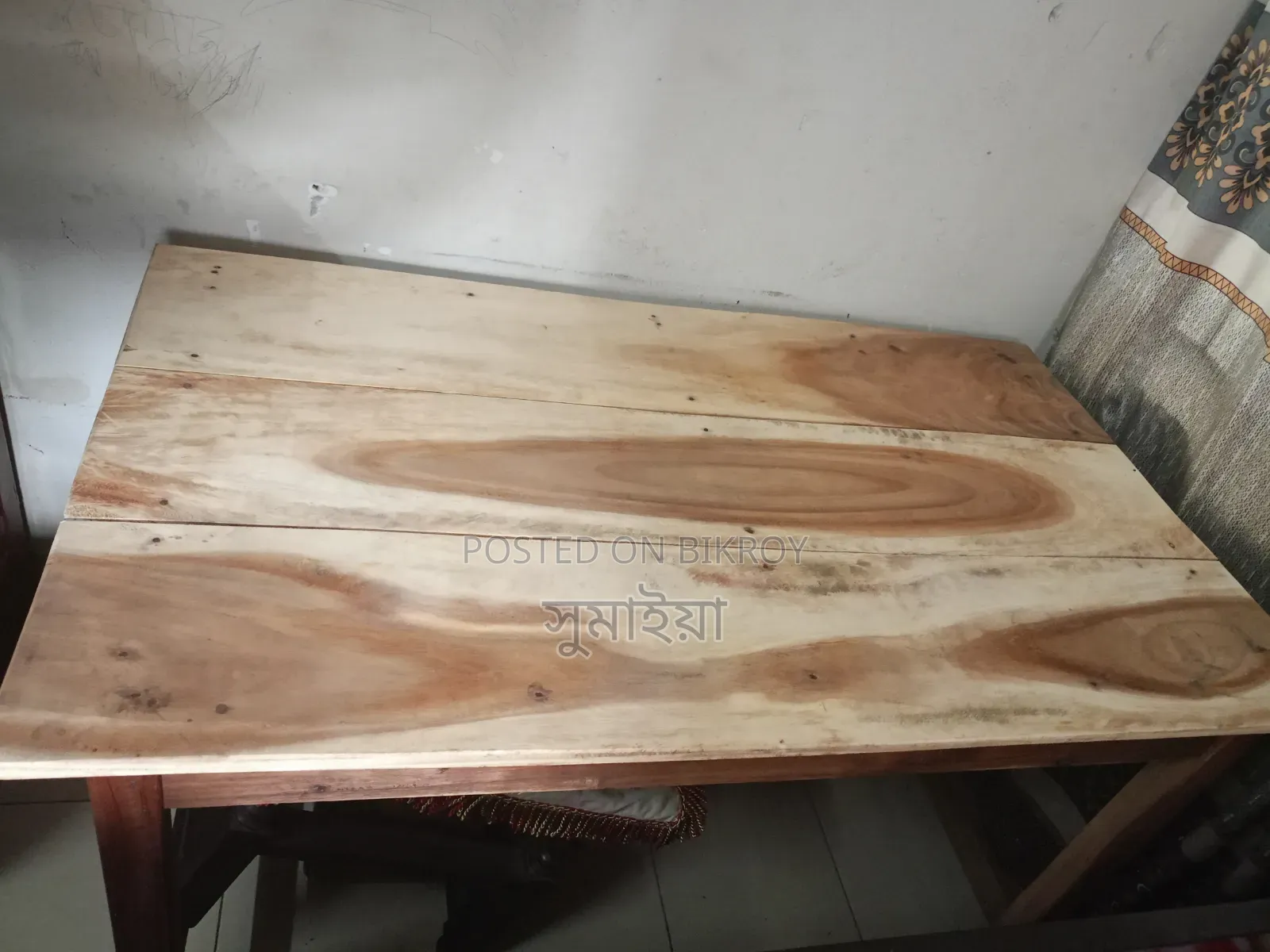 কম্পিউটার টেবিল