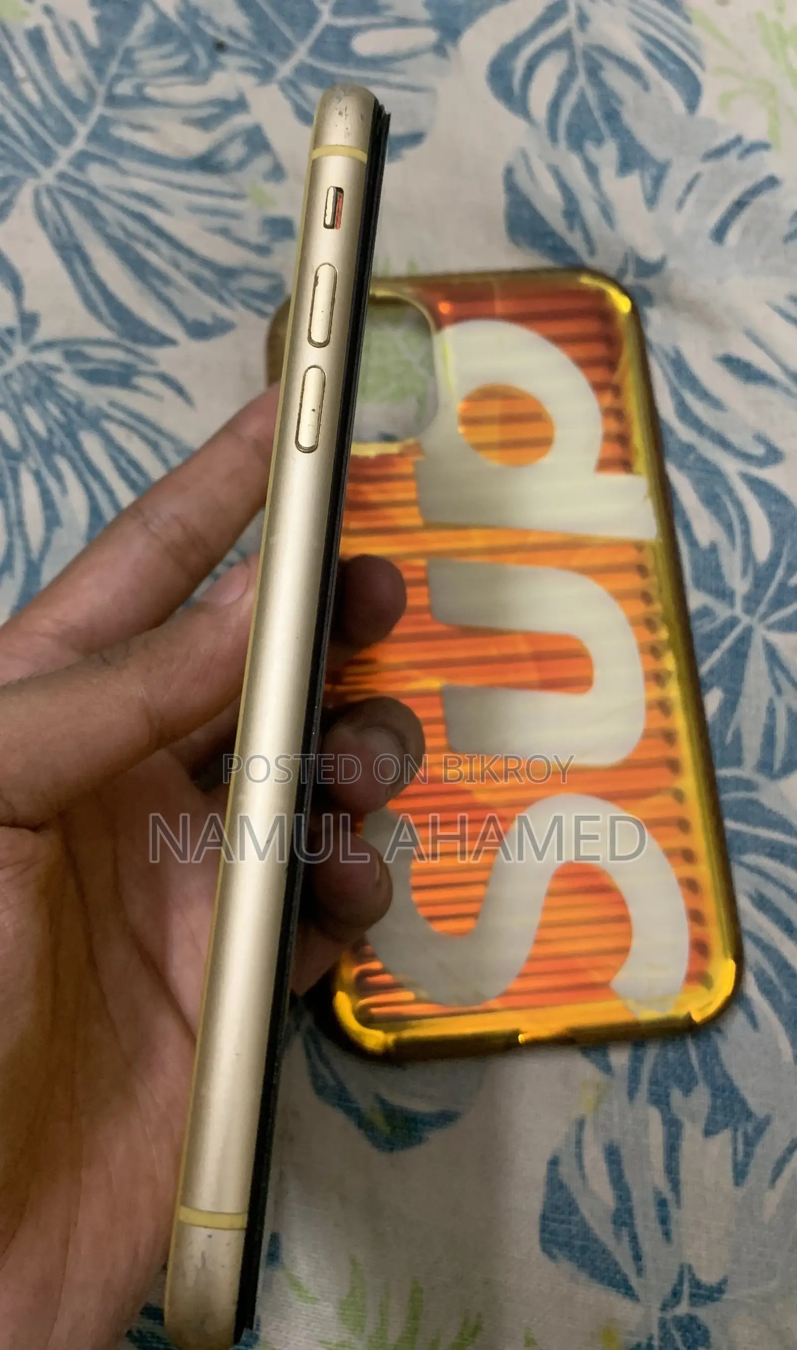 অ্যাপল আইফোন এক্সআর ৬৪ জিবি হলুদ