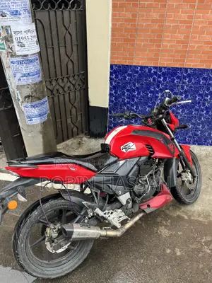 TVS Apache 160 4V 2018 Red