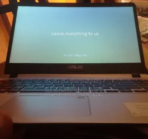 Laptop Asus 1015E 8GB Intel Core i3 HDD 256GB