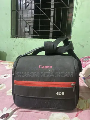 Canon 100D