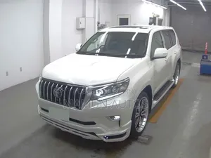 Toyota Land Cruiser Prado 4.0 Petrol TX-L 2022 Pearl