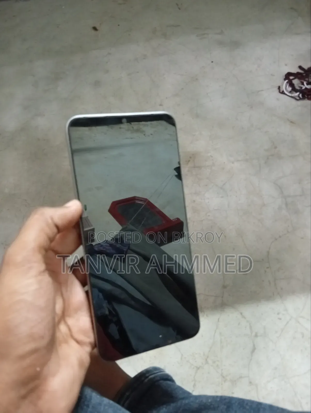 আইটেল ৪ জিবি সিলভার