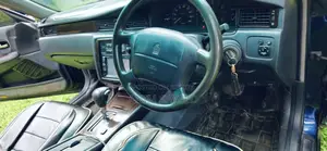 Toyota Crown 1997 Blue