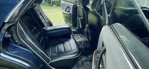 Toyota Crown 1997 Blue