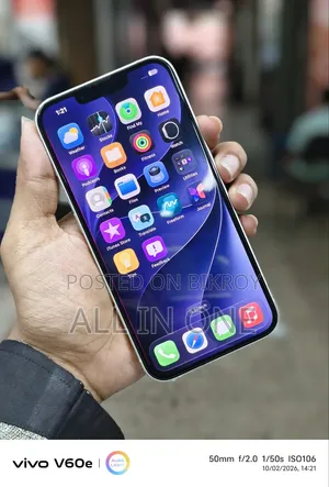 অ্যাপল আইফোন ১৩ ১২৮ জিবি হোয়াইট