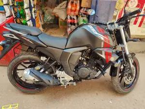 Yamaha FZS V2 2025 Gray