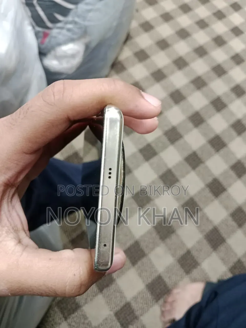 রিয়েলমি ১২ প্রো প্লাস ২৫৬ জিবি সাদা