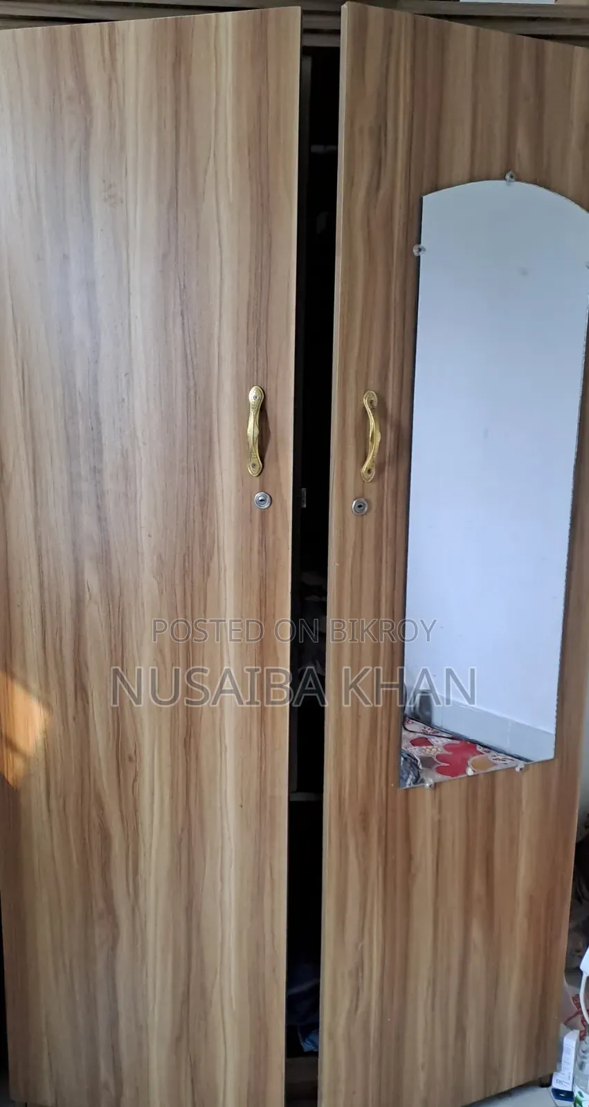 আলমারি বিক্রয় হবে (পারটেক্স)