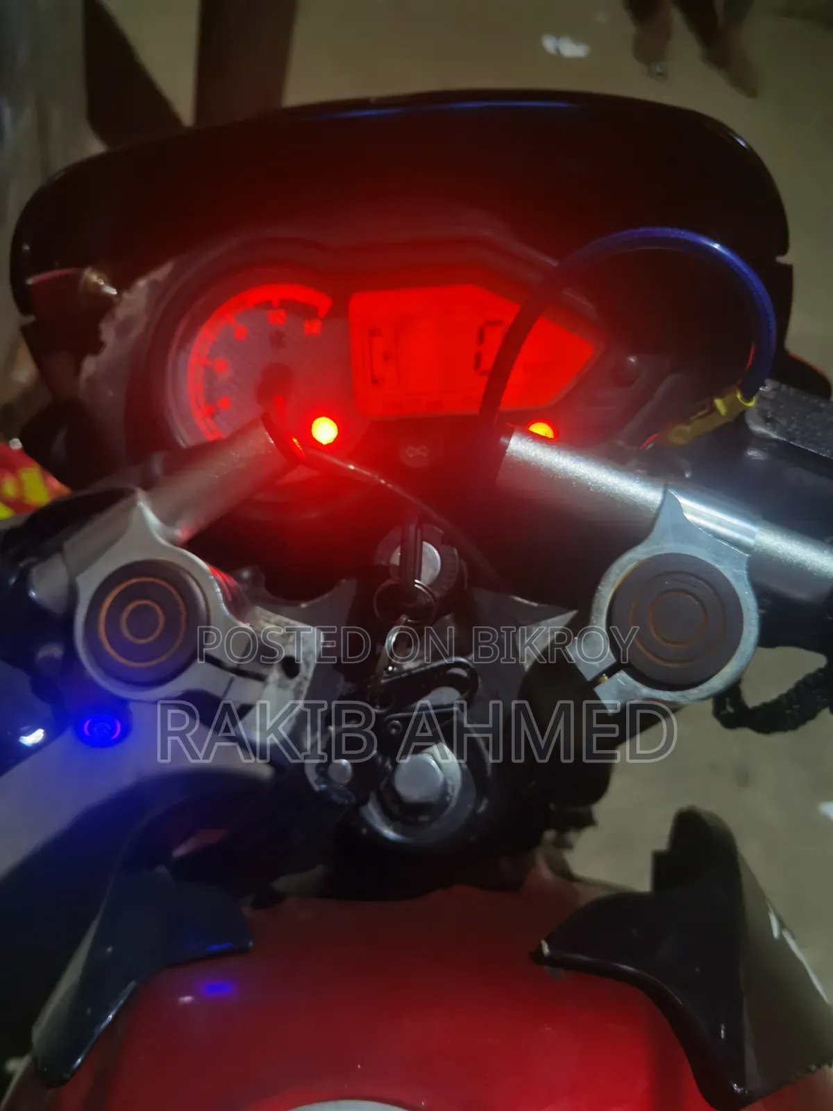 বাজাজ পালসার ১৫০ ২০১৫ লাল