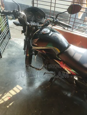 হোন্ডা সিবি ২০১৭ কালো