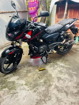 বাজাজ পালসার ১৫০ ২০২০ লাল