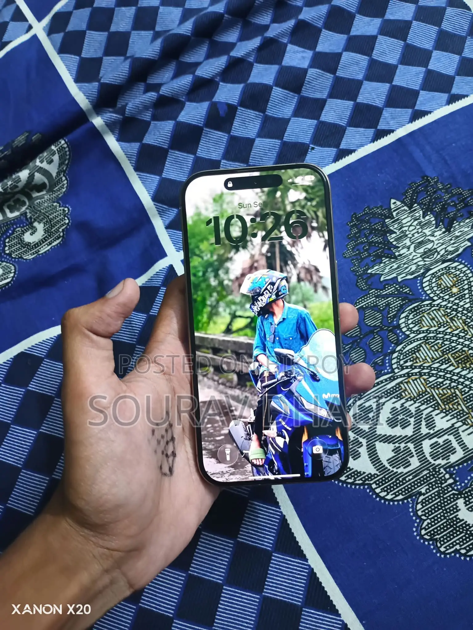 অ্যাপল আইফোন ১৬ প্রো ১২৮ জিবি রোজ গোল্ড
