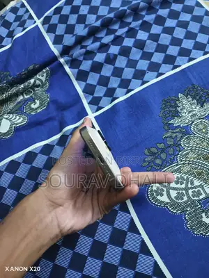 অ্যাপল আইফোন ১৬ প্রো ১২৮ জিবি রোজ গোল্ড