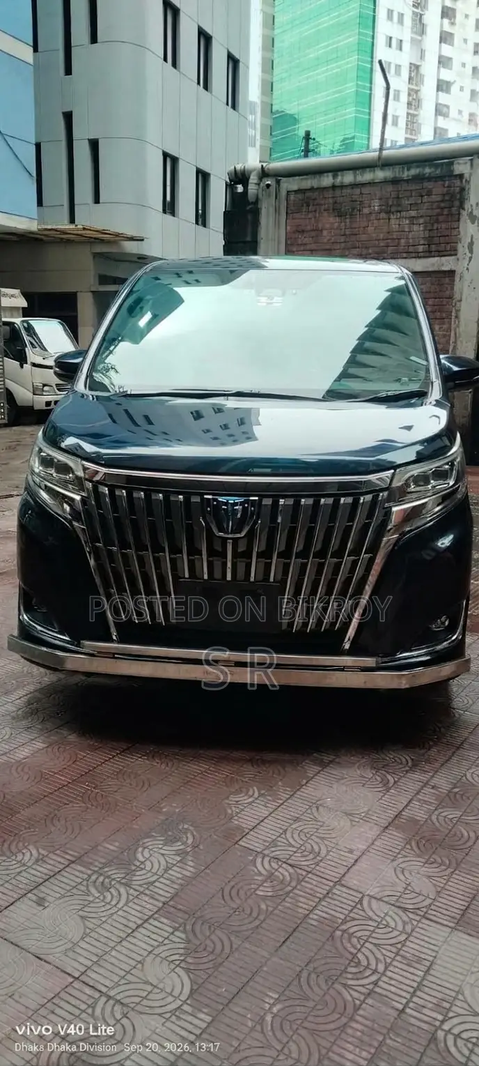 Toyota Esquire 1.8 Front-Wheel Drive Hybrid (7 seater) 2018 Blue