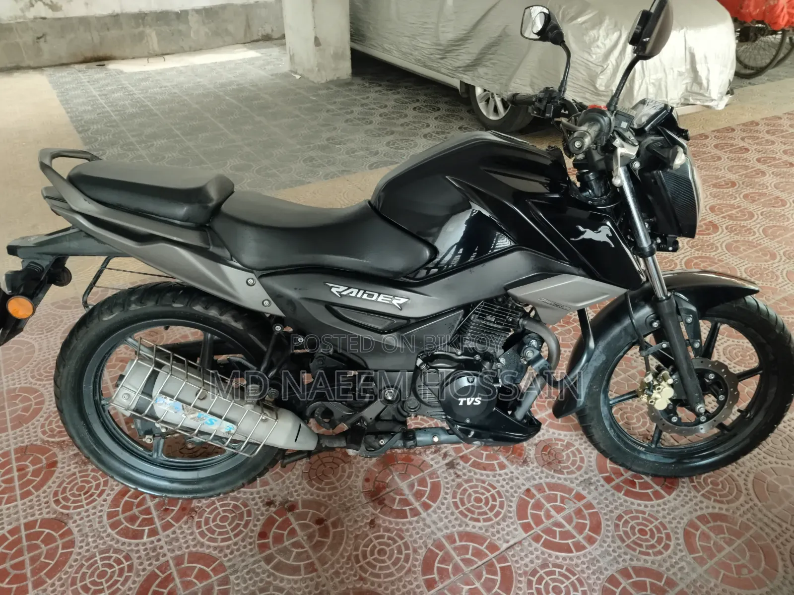 TVS Raider 125 2024 Black