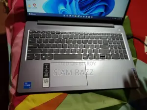 New Laptop Lenovo Ideapad 3 8GB Intel Core i5 SSD 512GB