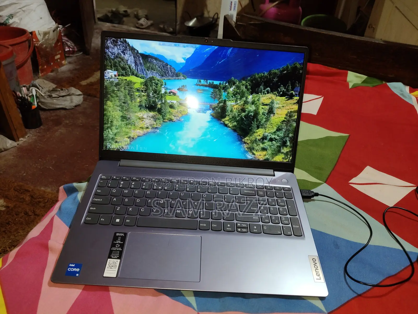 New Laptop Lenovo Ideapad 3 8GB Intel Core i5 SSD 512GB