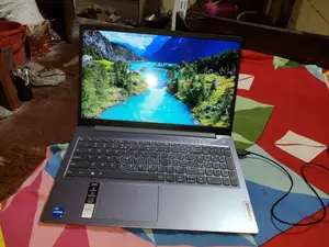 New Laptop Lenovo Ideapad 3 8GB Intel Core i5 SSD 512GB