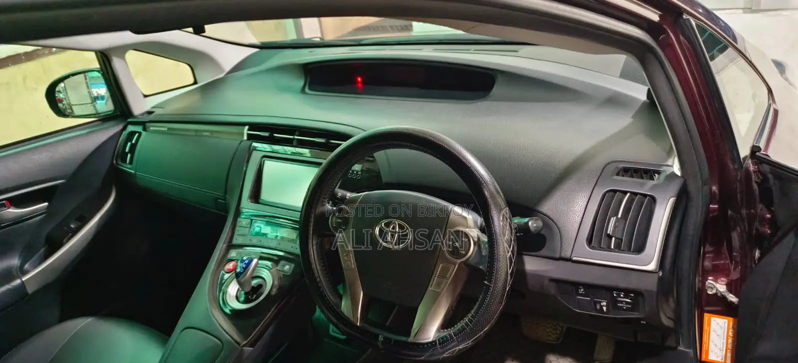 Toyota Prius Plug-In Hybrid 2015