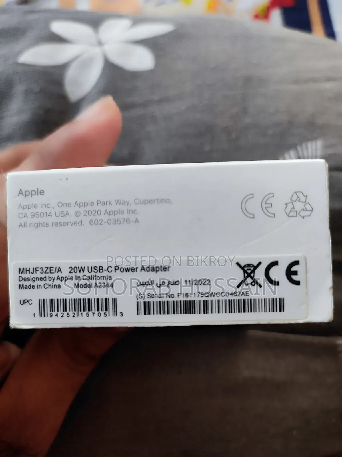 Original iPhone Adapter & Cable