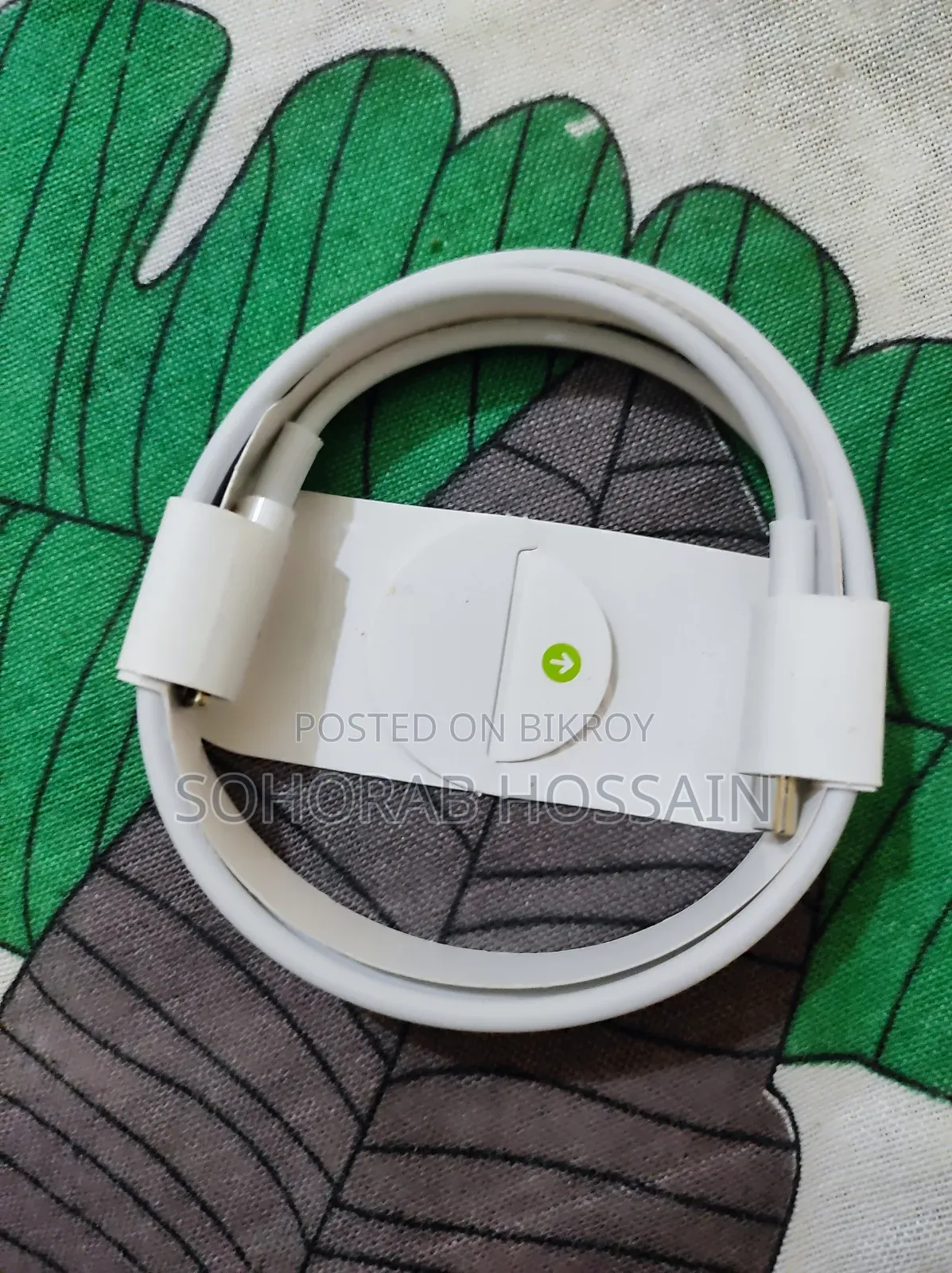 Original iPhone Adapter & Cable