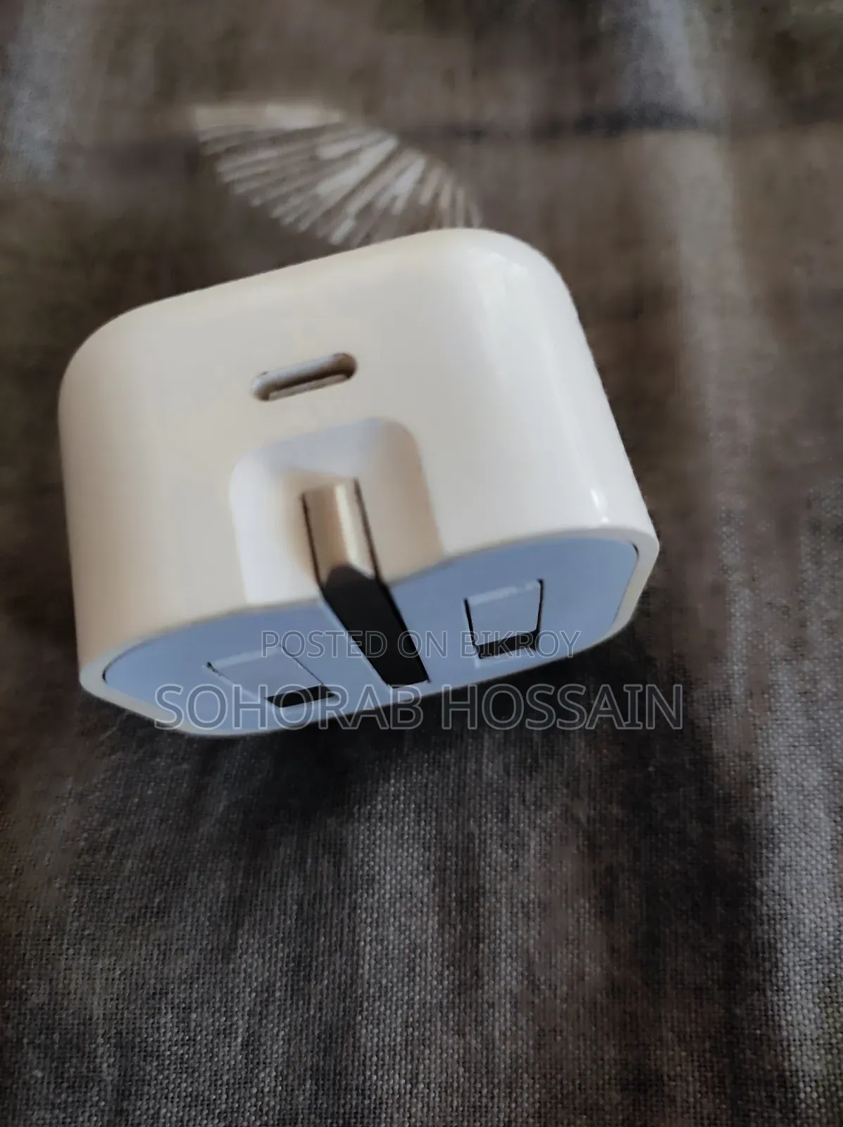 Original iPhone Adapter & Cable