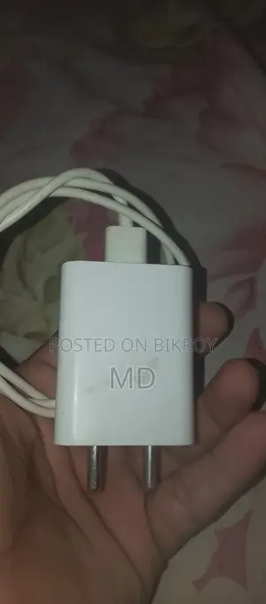 ইনফিনিক্স ৭০ডব্লিউ চার্জার