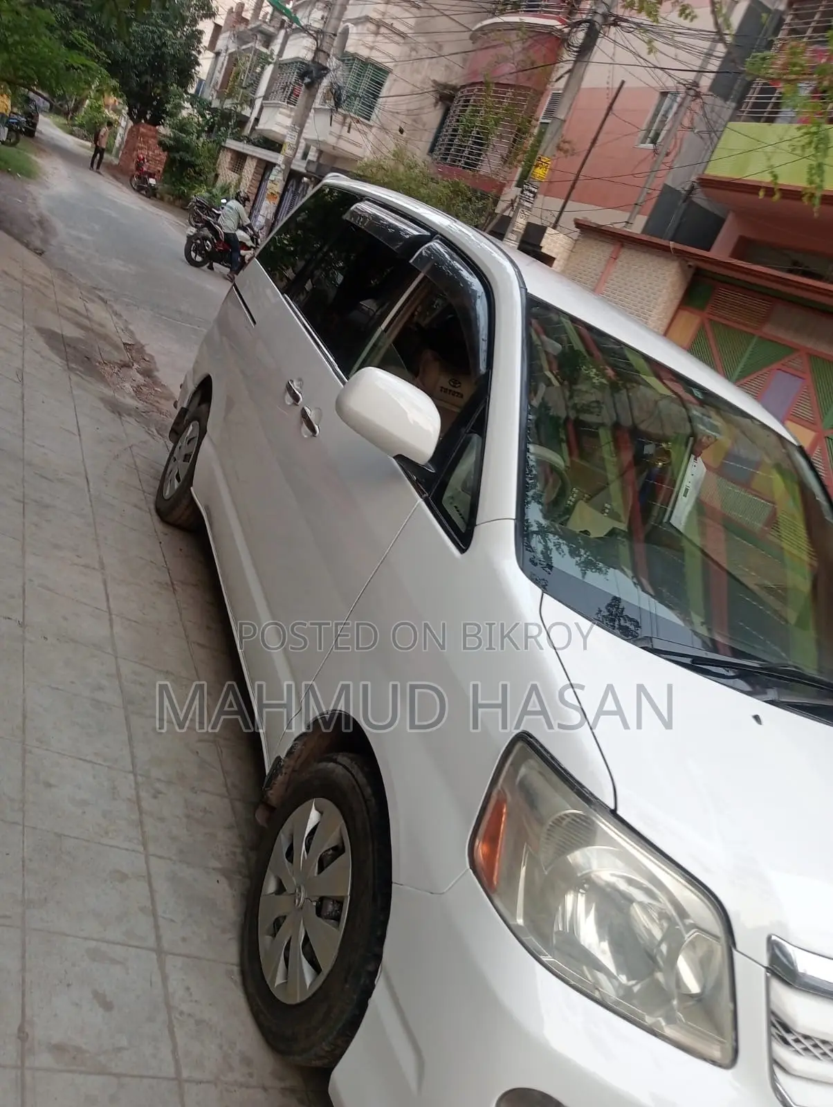 Toyota Noah 2007 Pearl