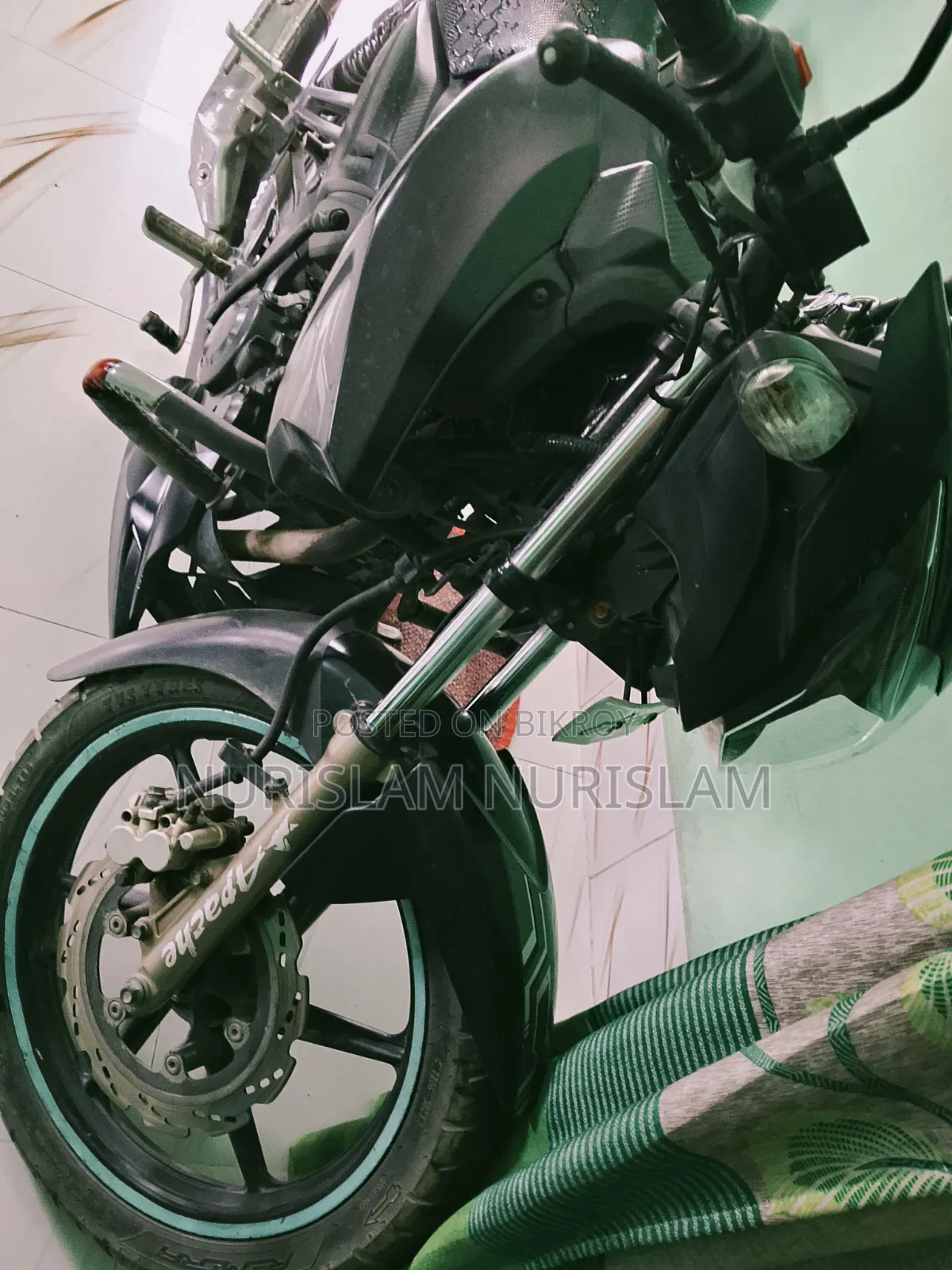 TVS Apache RTR 160 2V Refresh X-connect 2019 Black