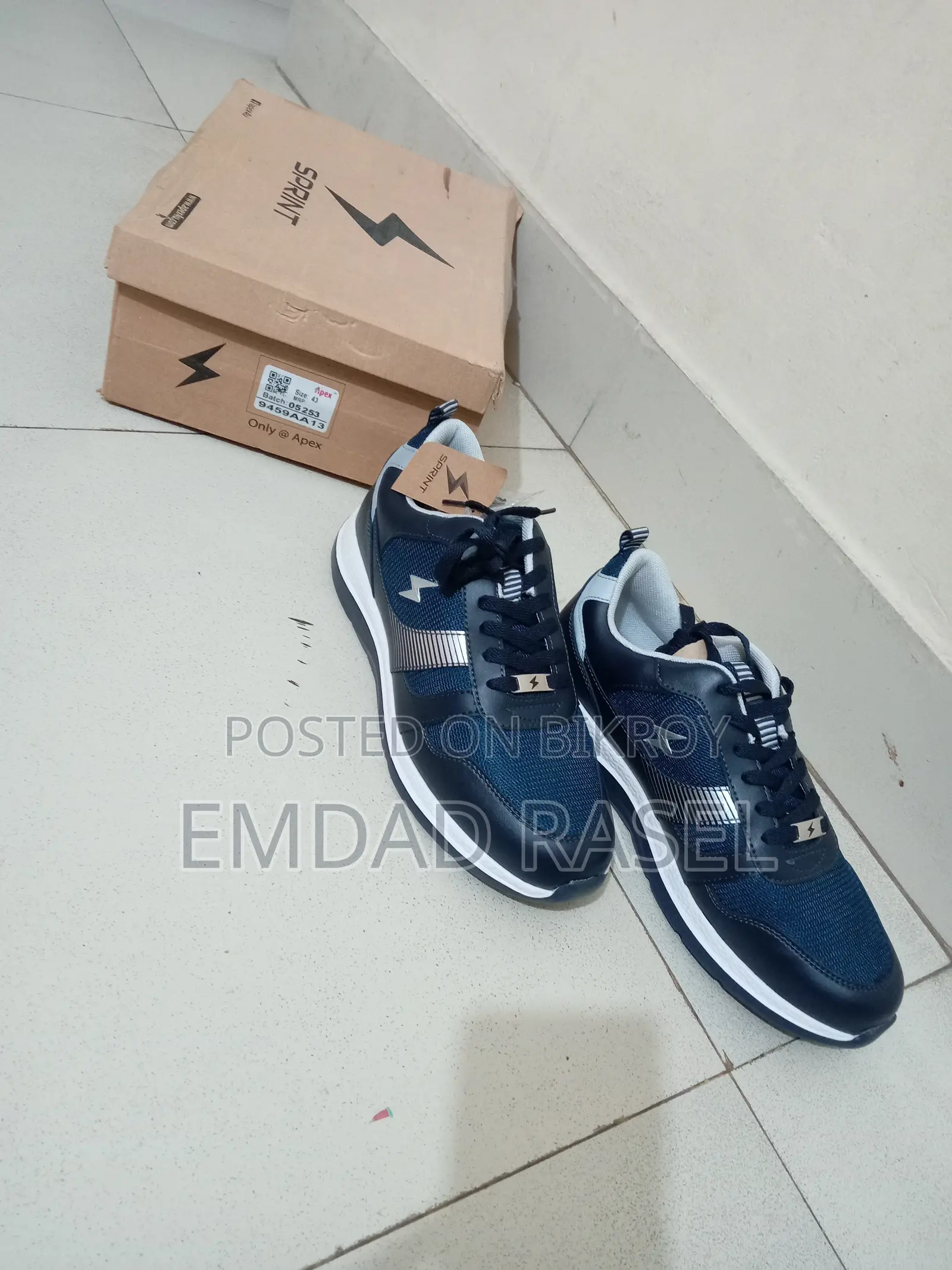 Sell Post: Shoes for Winter Days